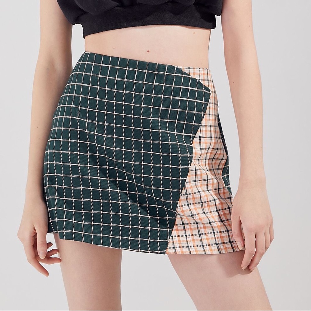 UO Mixed Plaid Mini Skirt